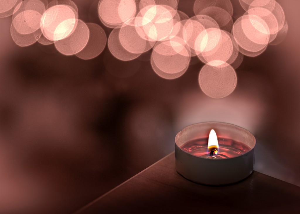 candle-3026952_1920